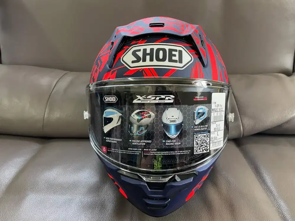 shoei x15 marquez dazzle M