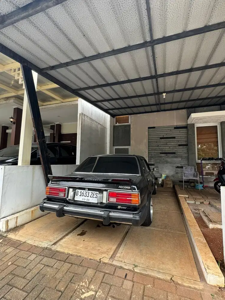 Honda Accord 1981 Bensin