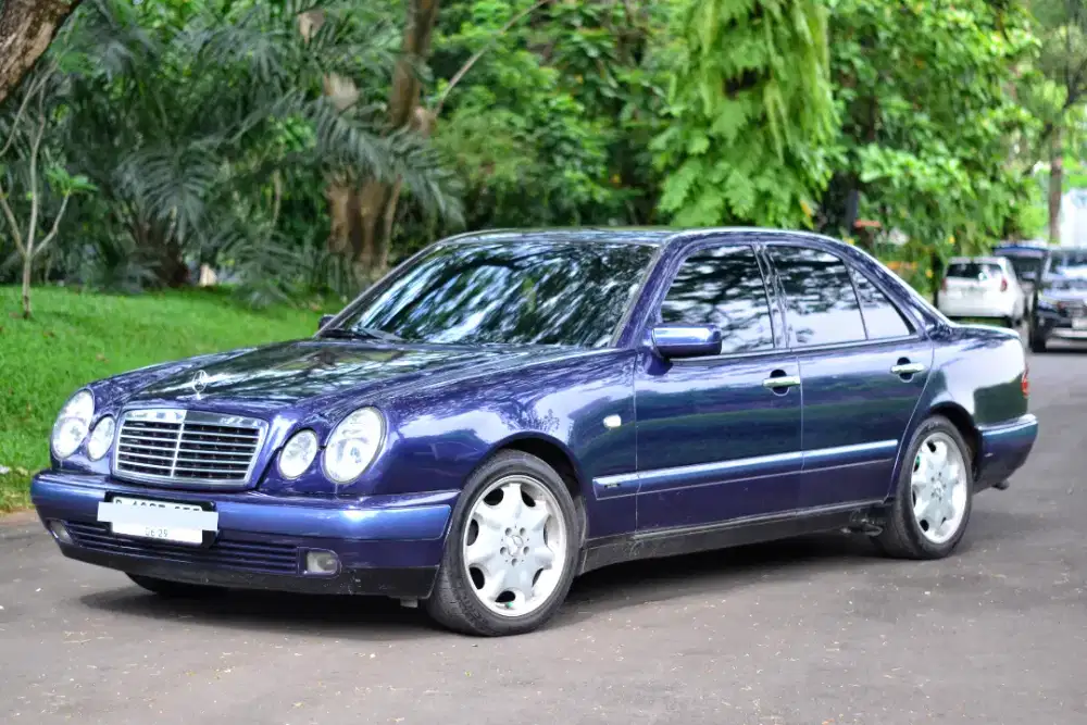 Mercedes Benz W210 E230 5speed
