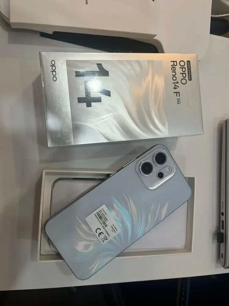 Oppo reno 14F 5g