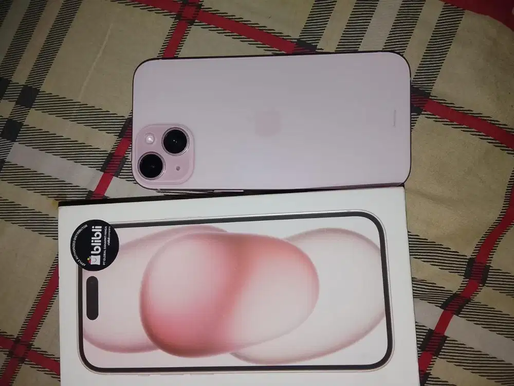 Iphone 15 pink 128 gb