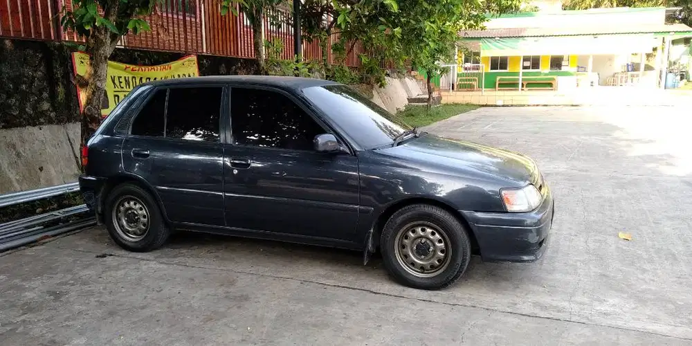 Toyota Starlet SE 1.3
