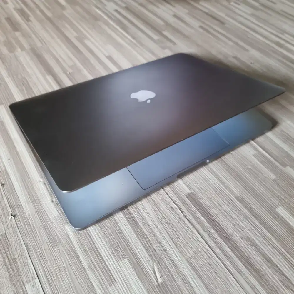 MacBook Pro Retina 2017 i5 13 8/128 Two Thunderbolt Ventura Gray