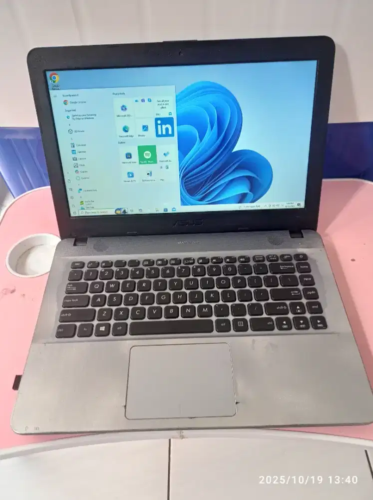 Laptop ASUS Core i3