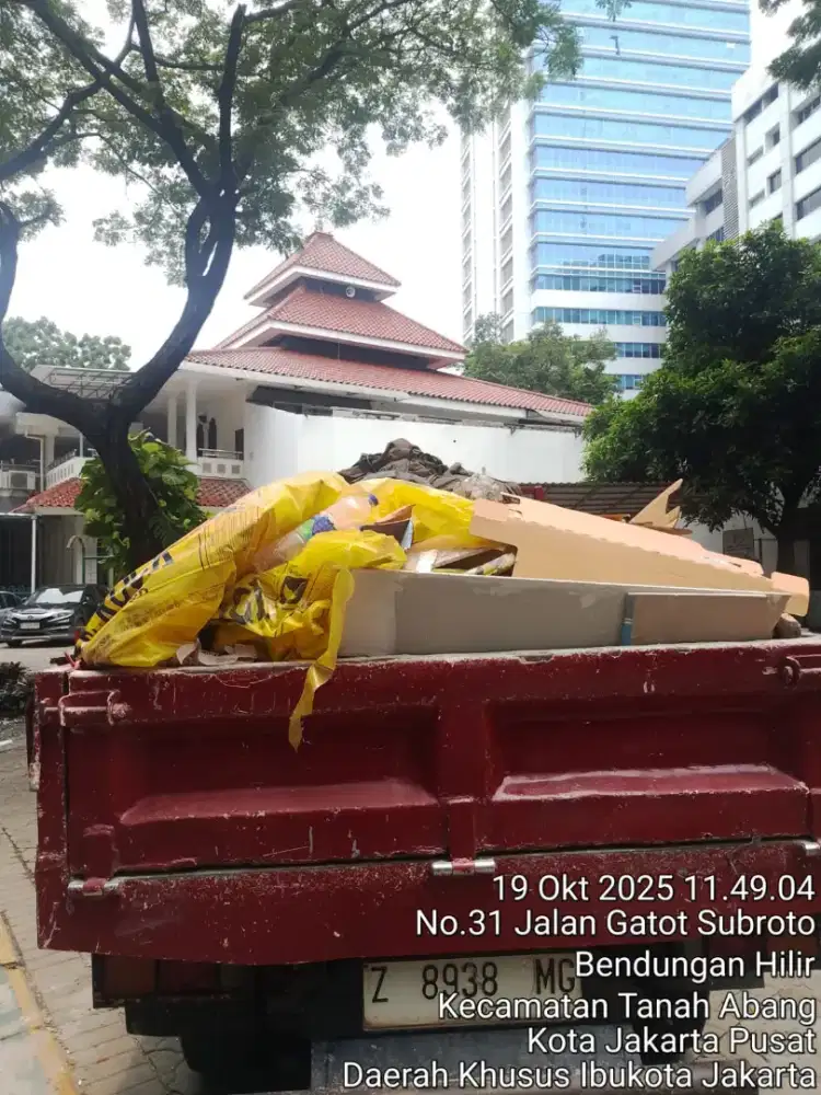 Jasa angkut puing dan buang sampah