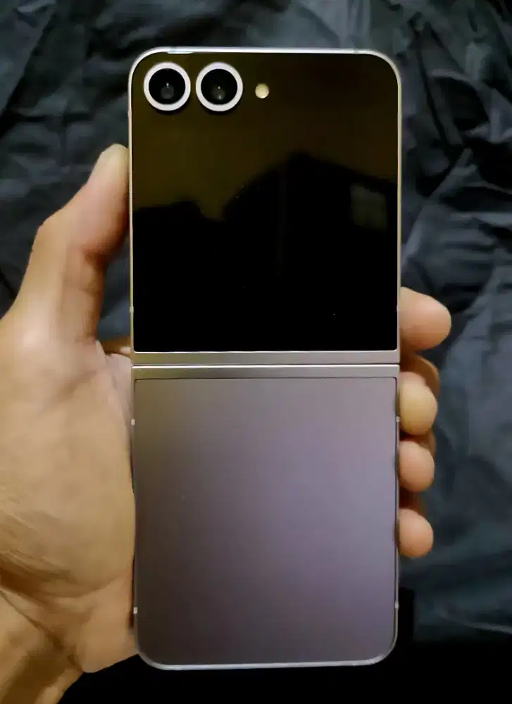 Z FLIP 6 12/256GB murah aja. Bisa tt