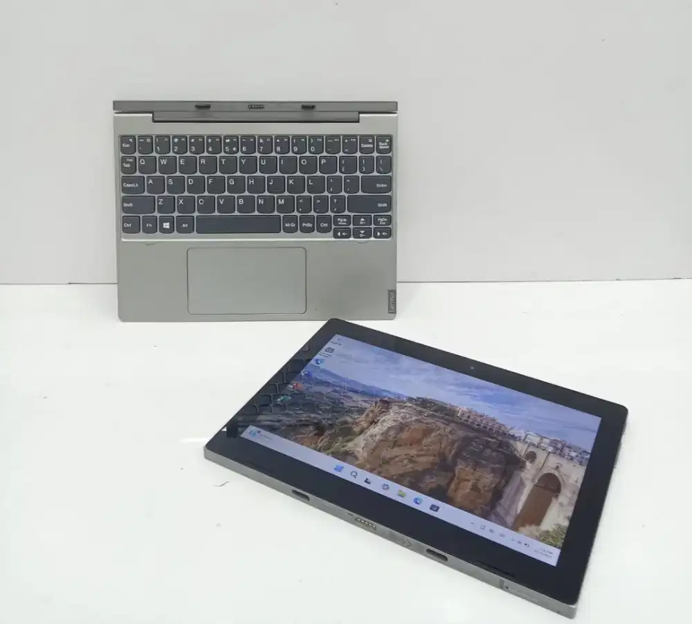 lagi bu!! lenovo 2in1 Touchscreen 12inch
