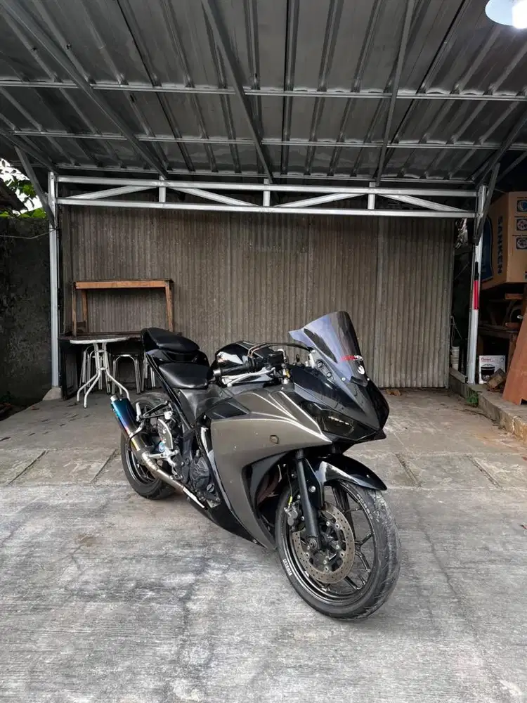 Yamaha R25 - 2015