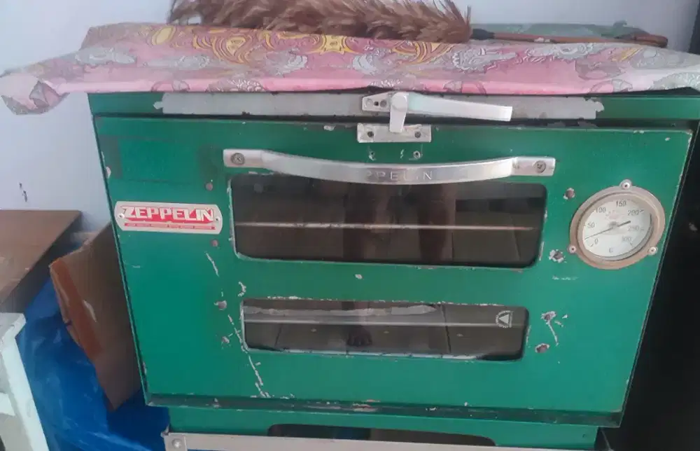 Oven tangkring oven kuno