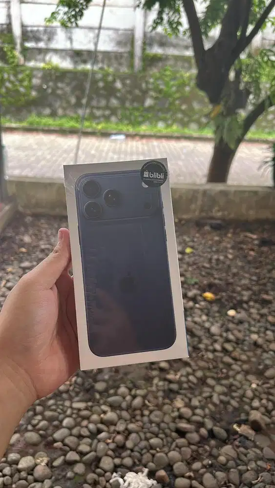 iPhone 17 Pro Max 256 GB Deep Blue Garansi Resmi iBox Brand New Segel
