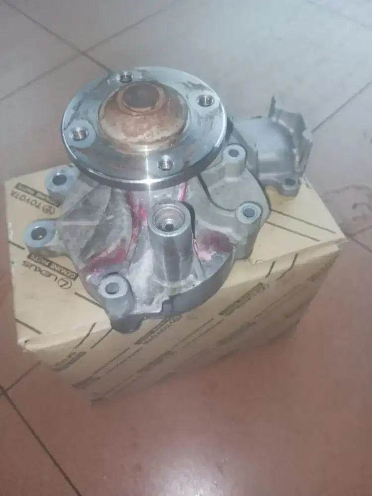 Dijual Water pump air radiator mesin mobil Toyota haice Comuter