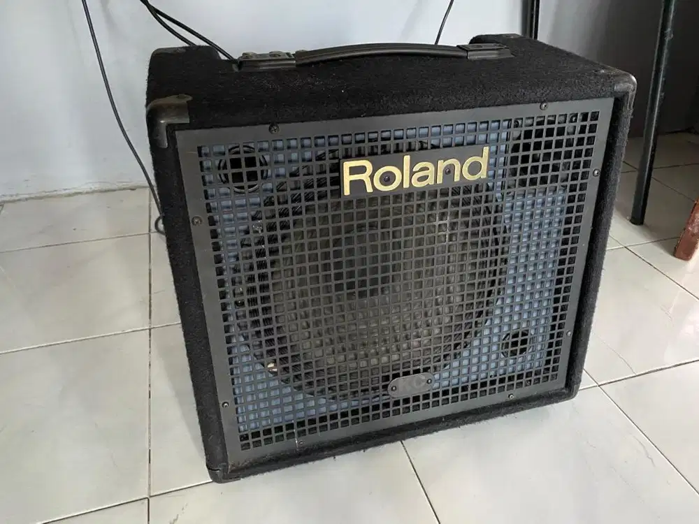 Amply Keyboard Roland KC 150