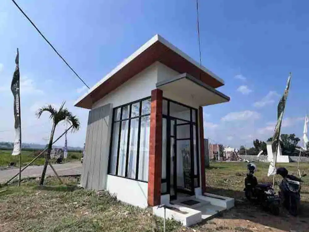 Rumah 2 lantai model scandinavia harga 400juta an dekat  Islamic  Center  di kota Malang