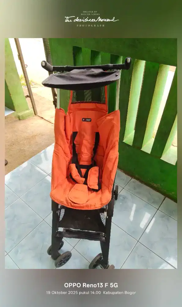 stroler pokit bisa duduk.dan tiduran masih bagus