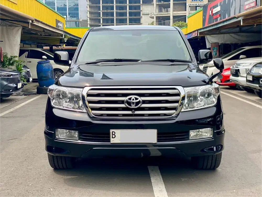 LAND CRUISER 200 4.7 AT HITAM 2008