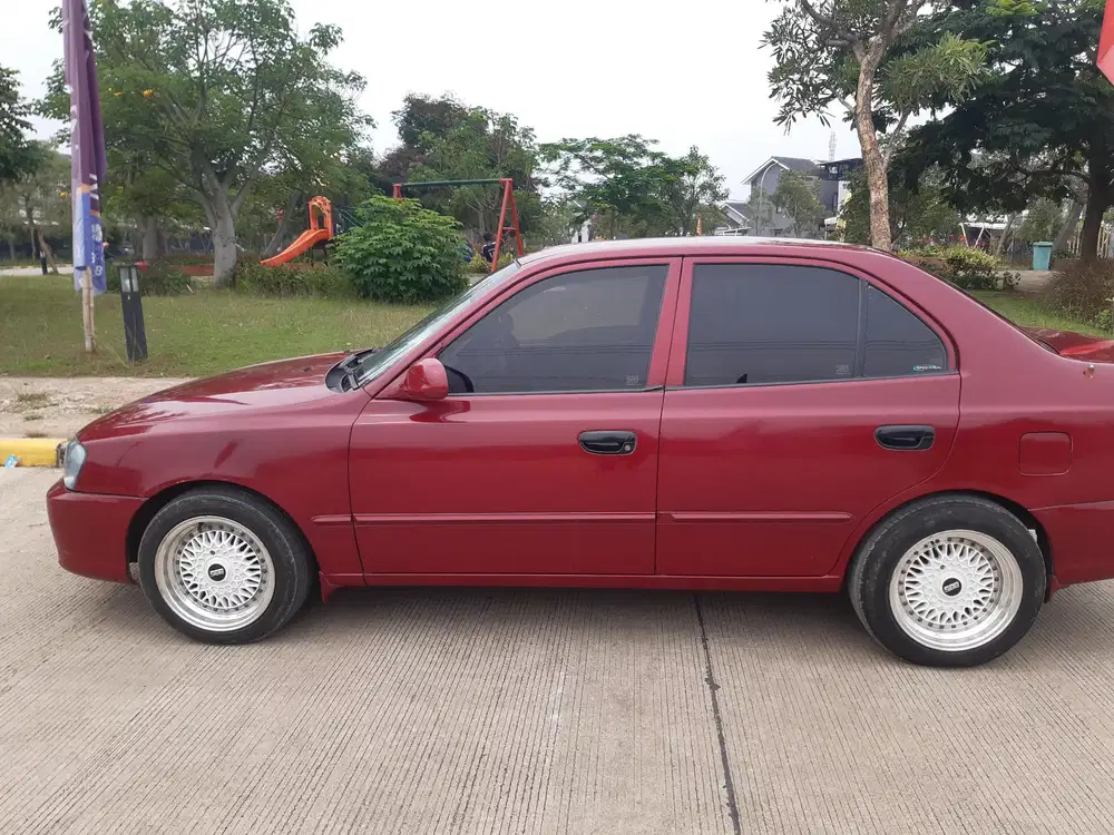 Hyundai Accent Verna 2001 Bensin