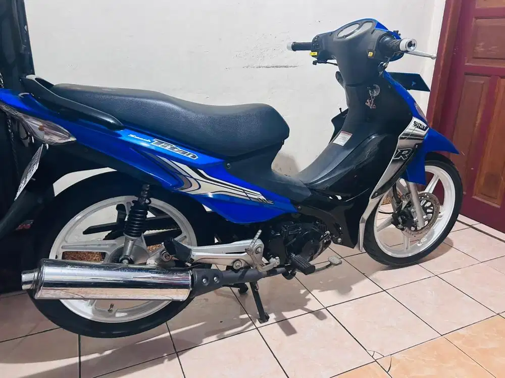 Suzuki Smash Titan