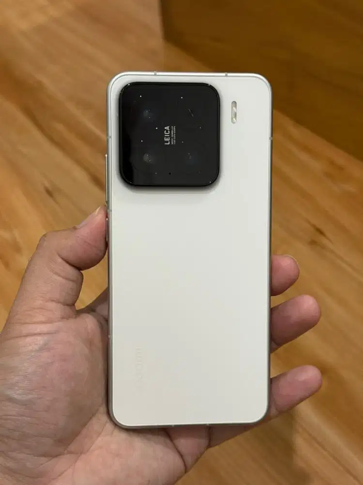 Xiaomi 15 White 12/512GB Garansi Resmi