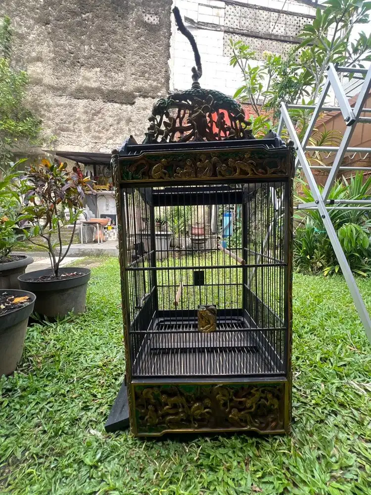 Sangkar Burung Ukir