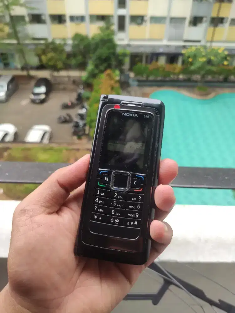 Nokia E90 (bekas)