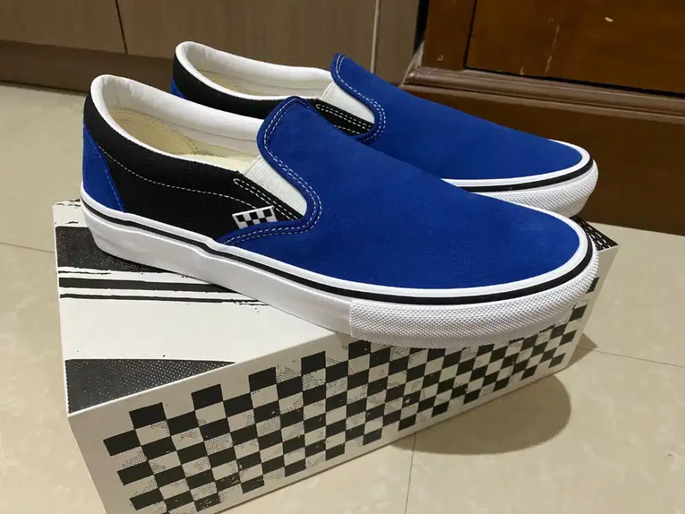Sepatu Vans slip on