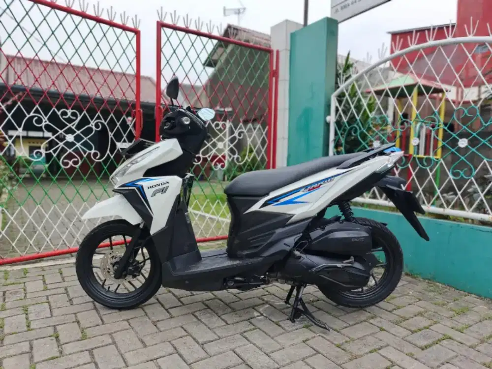 Honda vario 125 LED OLD tahun 2016 Kondisi Bagus