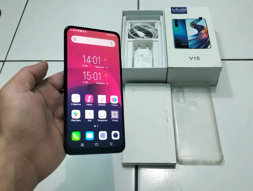 BUTUH UANG VIVO V15 RAM 8GB / 256GB 4G LTE 6.53in Finger Kamera Pop Up