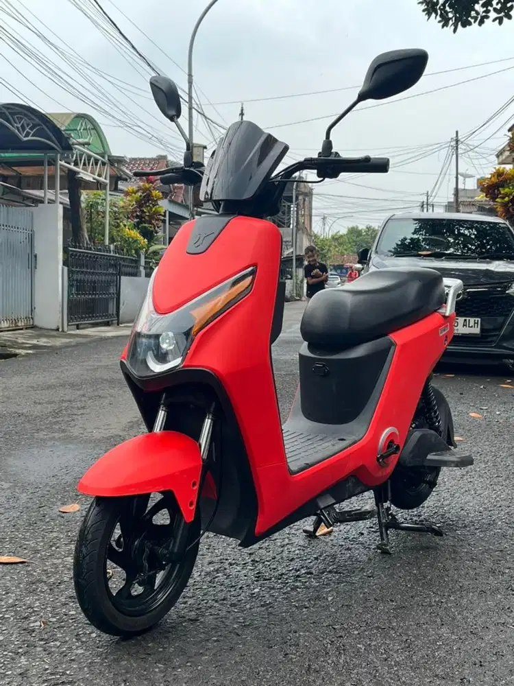 Selis / Sepeda Listrik Uwinfly D70 Like New.