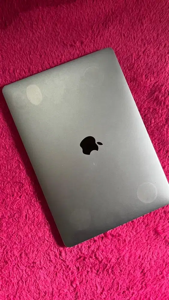 MacBook Pro Touch Bar 13inch 2019