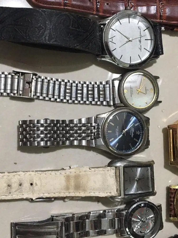 Jam Campuran bekas