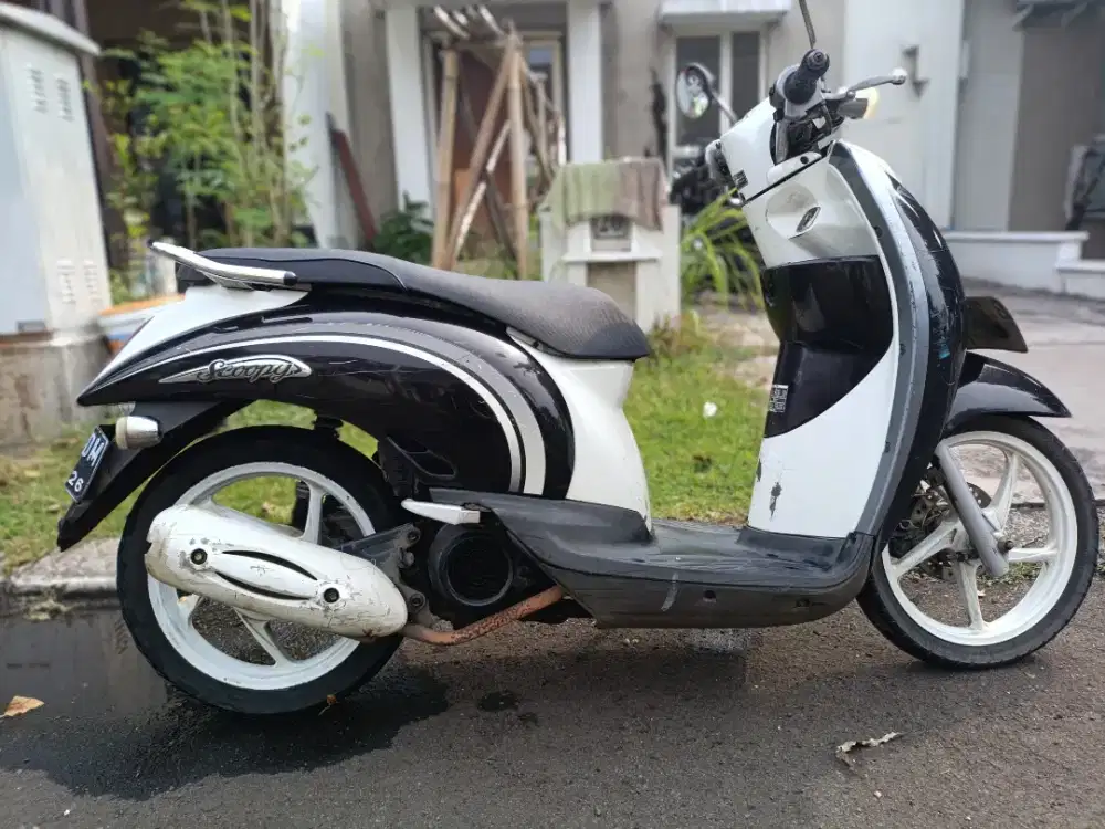 Dijual Murah Scoopy Karbu edisi 2011