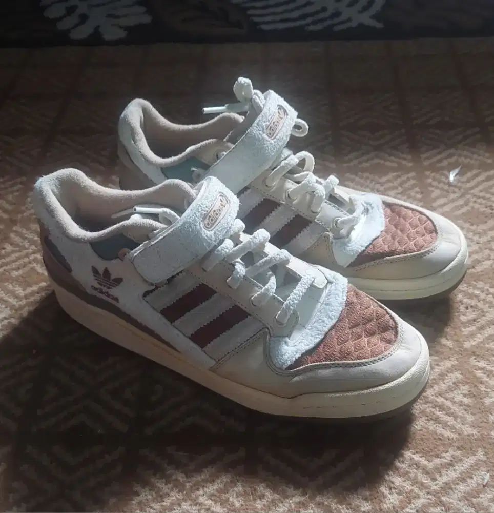Jual sepatu Adidas ORI second