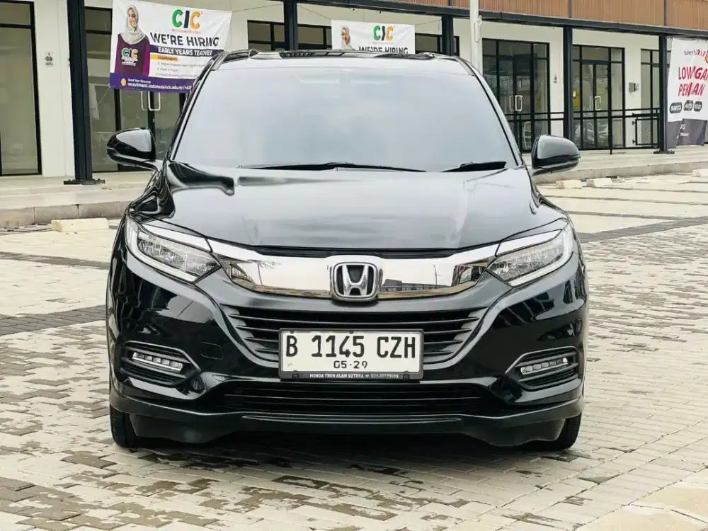 HONDA HR-V 1.5 Spesial Edition SE CVT Bensin 2019/2020 Warna Hitam