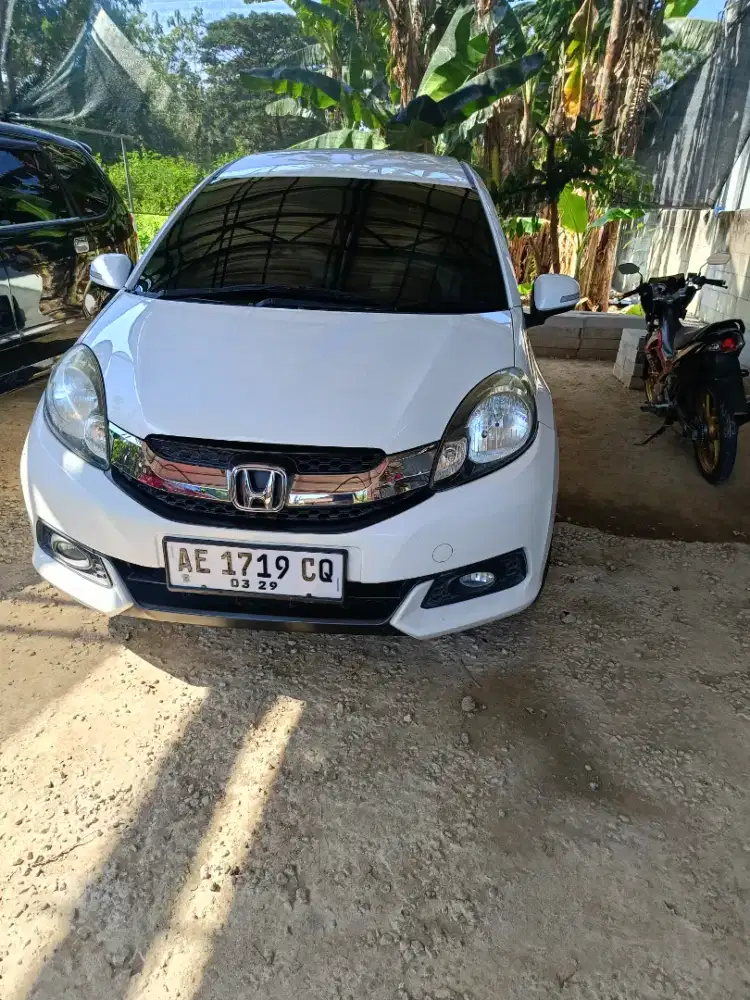 Mobilio type e 2014