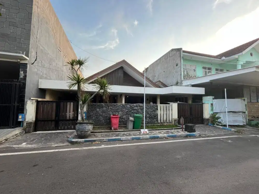 Dijual Rumah Cisadea Malang - Dekat Fasilitas Umum, Lingkungan Nyaman