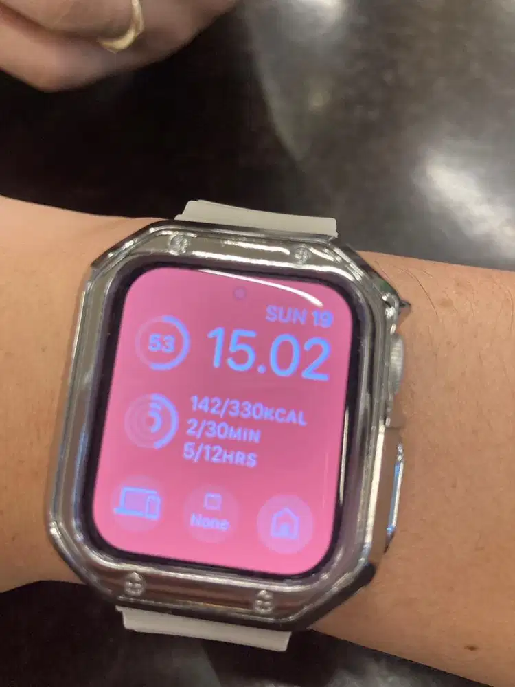 Apple Watch SE 2 40” starlight