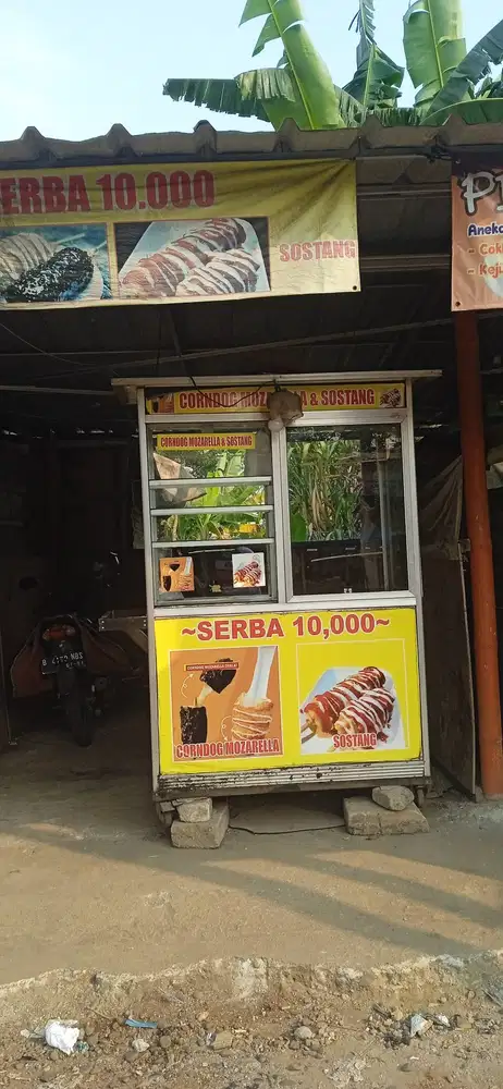 Jaga stand makanan