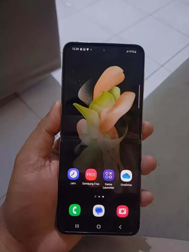 Samsung z flip 4 5G
