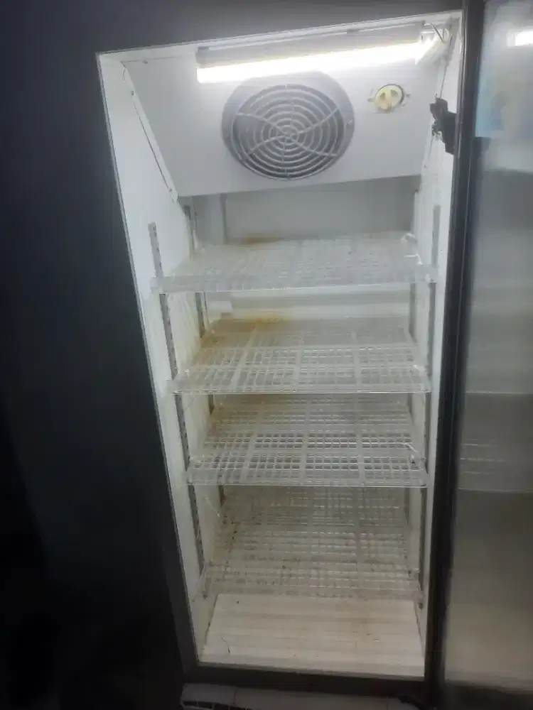 Showcase RSA 4 rak