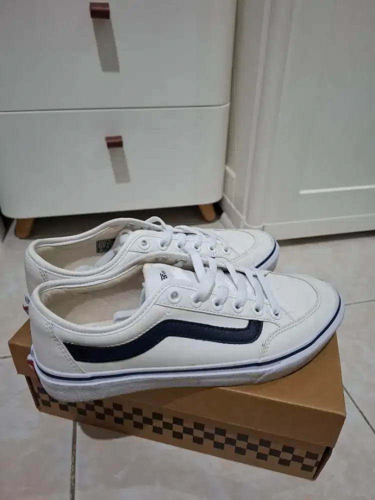 Sepatu Vans original wanita