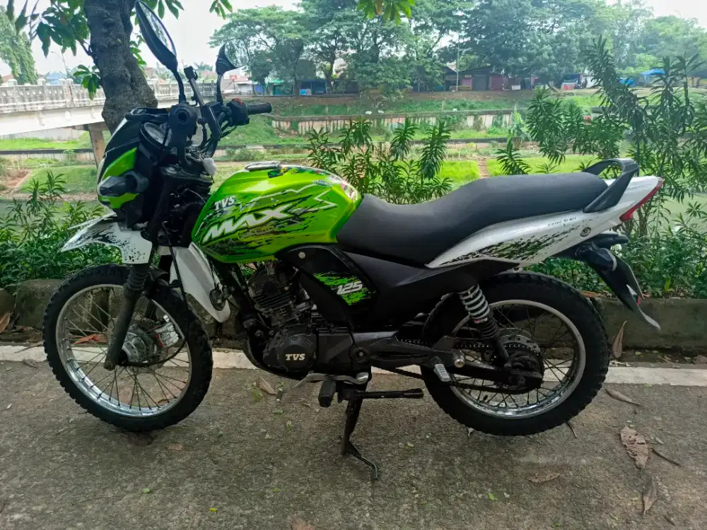 Tvs max 125 2015 low km pajak hidup plat F hidup bajaj pulsar
