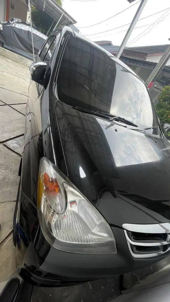 TOYOTA AVANZA 1.3G AT