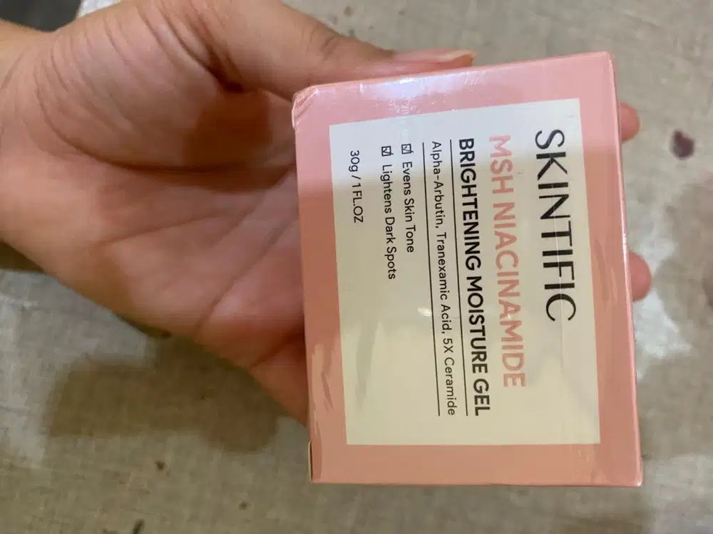 Brightening Moisture gel skintific