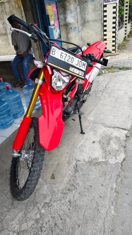 Honda CRF 150 tahun 2023 tangan pertama