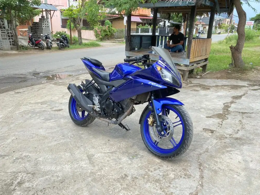 Di jual yamaha R15 TAHUN 2015 stnk hilang