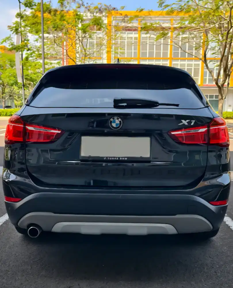 MURAH. BMW X1 SUNROOF 2018 sDrive18i xLine 2017 f48 x3