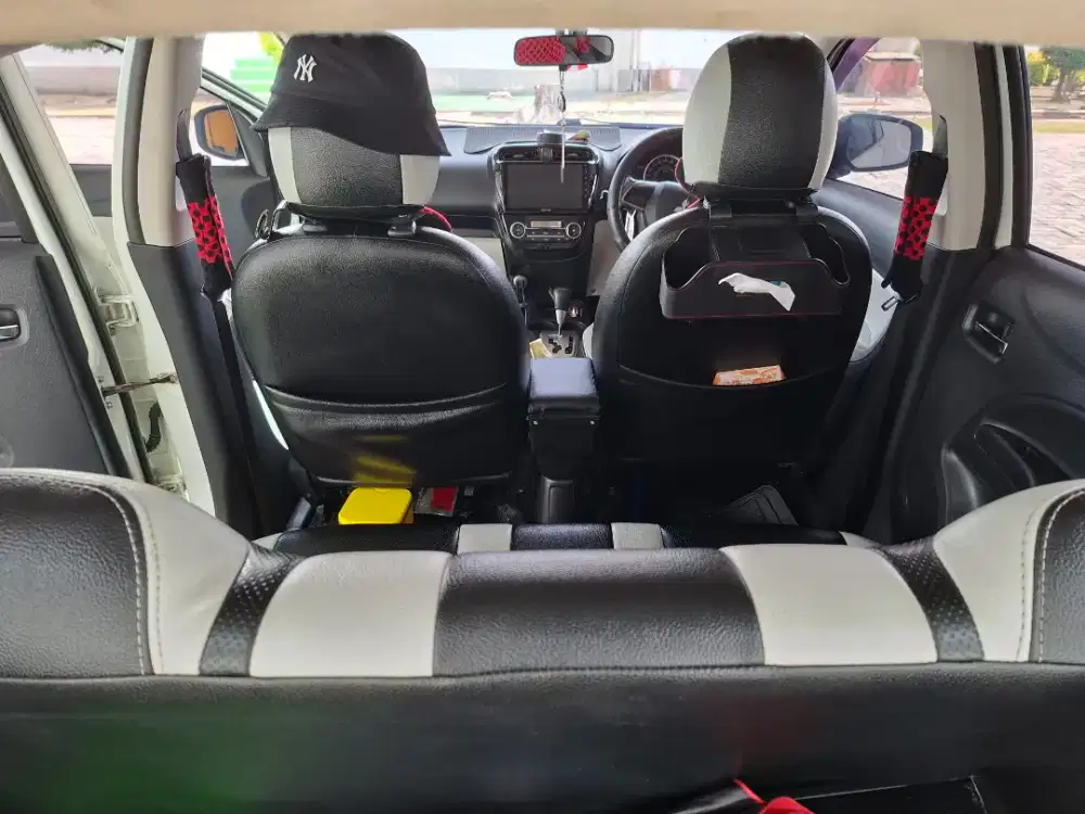 Dijual cepat 1 unit Mitsubishi Mirage Exceed 1,2 warna putih