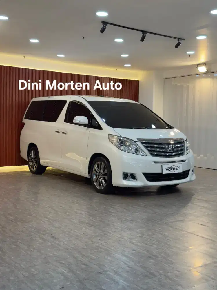 Toyota Alphard GAtmp 2.4 At 2012 mobil dijamin terawat