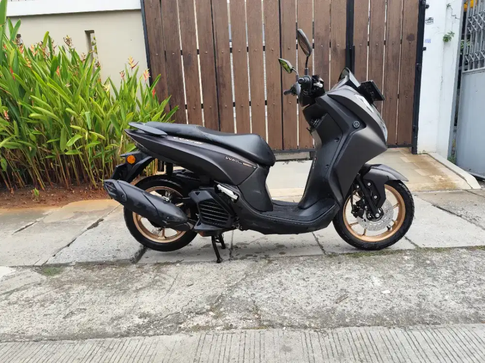Yamaha Lexi lx 155 s keyless 2024 km low istimewa