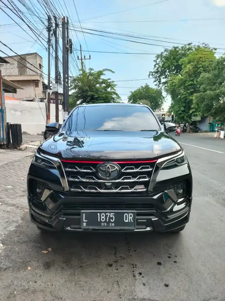 FORTUNER 2.4 VRZ TRD SPORTIVO TH 2021